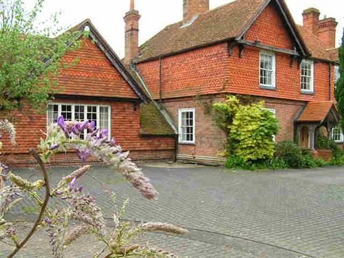 Herons Farm Hotel 2*